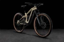 CUBE STEREO HYBRID 140 HPC RACE 625 2022 - Monvelo.com