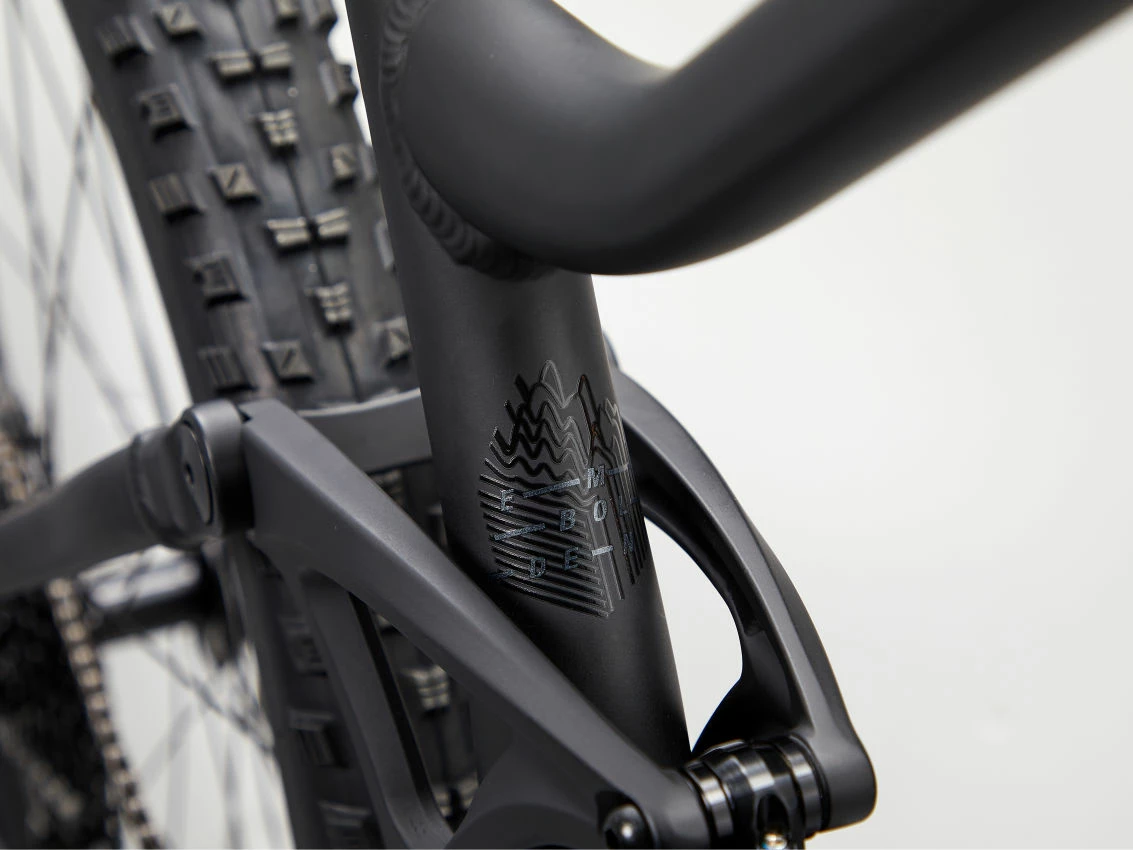 LIV EMBOLDEN 1 2022 - Monvelo.com – Image 4